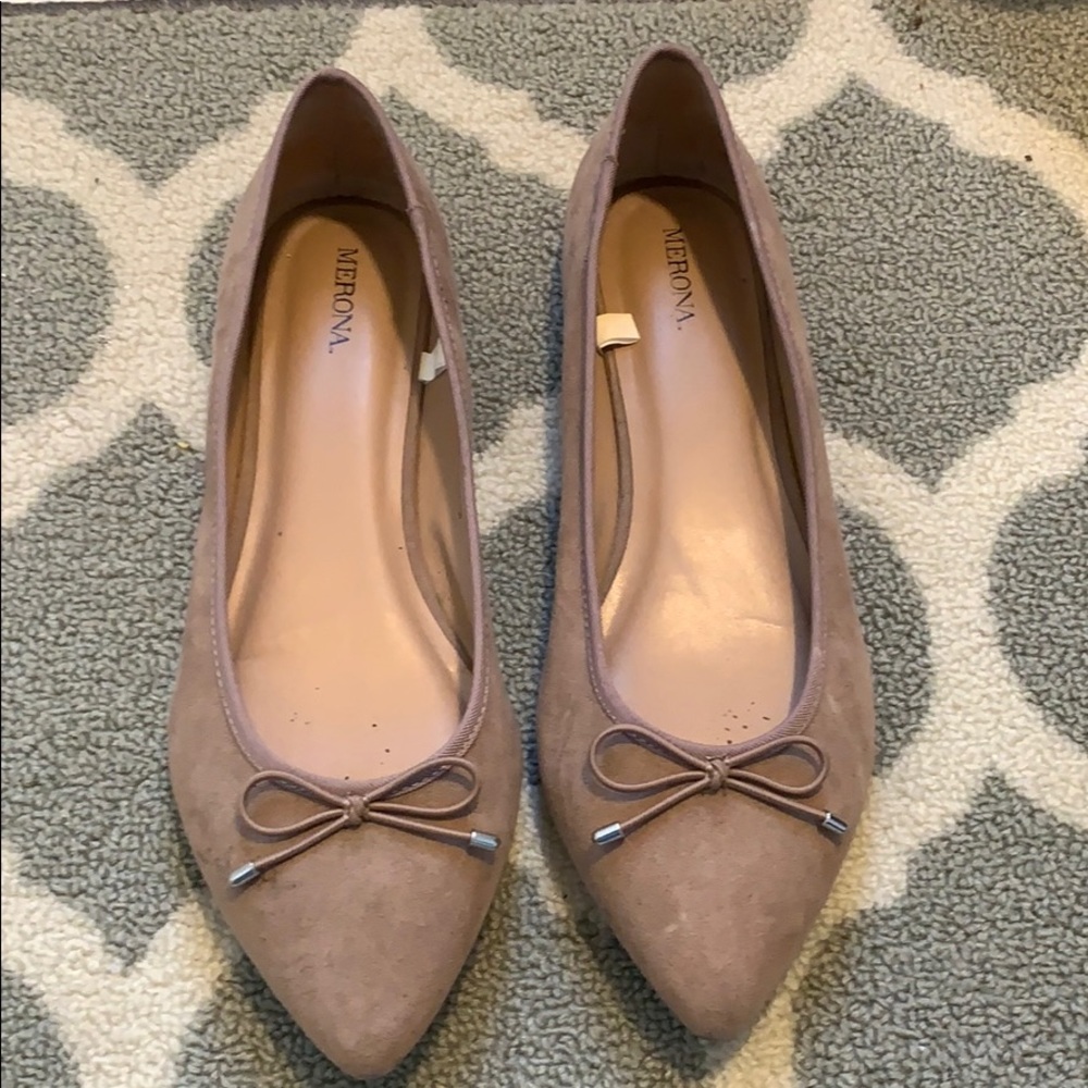 Mauve tan Merona pointy flats